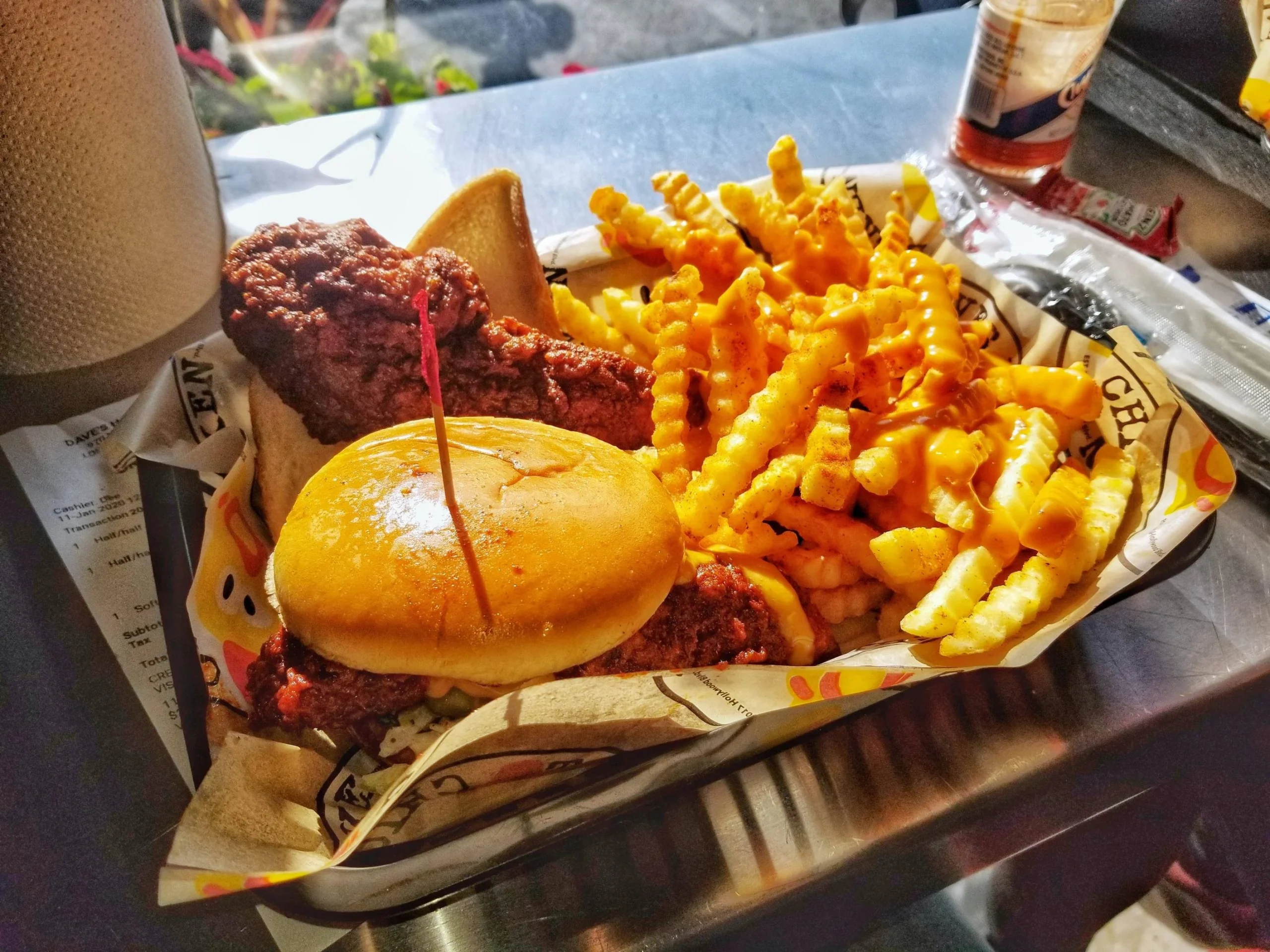 Dave’s #4: 1 Slider with Fries 2 tender and slider