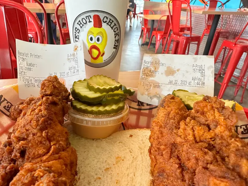 Single Tender 2 Dave's Classic Tender Combo