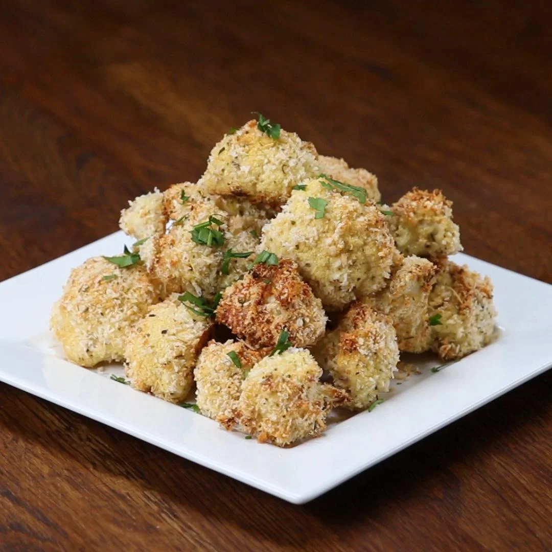 Cauli Bites Hot Box 4 Garlic Parmesan Cauliflower Bites
