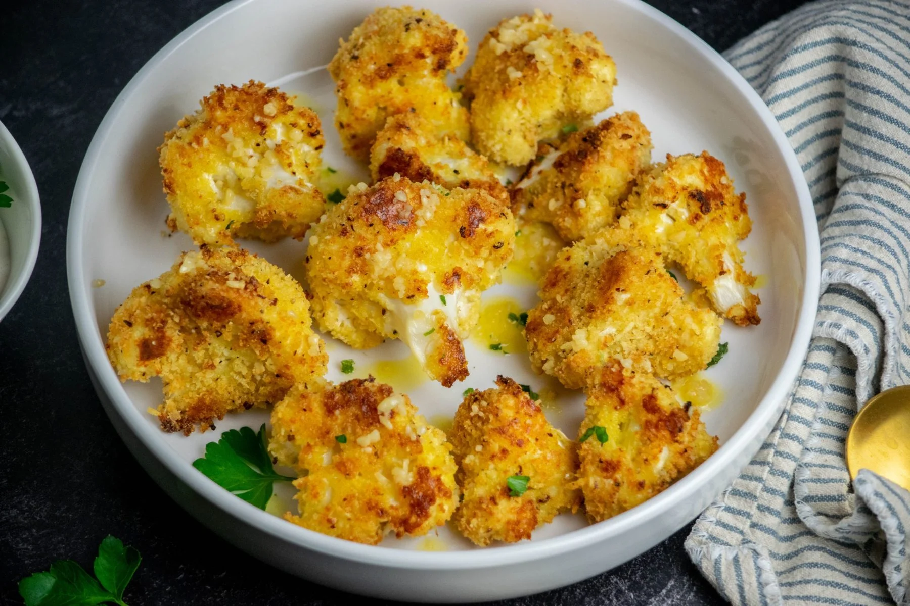 Cauli Bites Hot Box 5 Garlic Parmesan Breaded Cauliflower