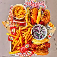 Cauli Daves #4: 1 Cauli Slider with Fries 4 Dave’s Mac-Slaw Heat Tray