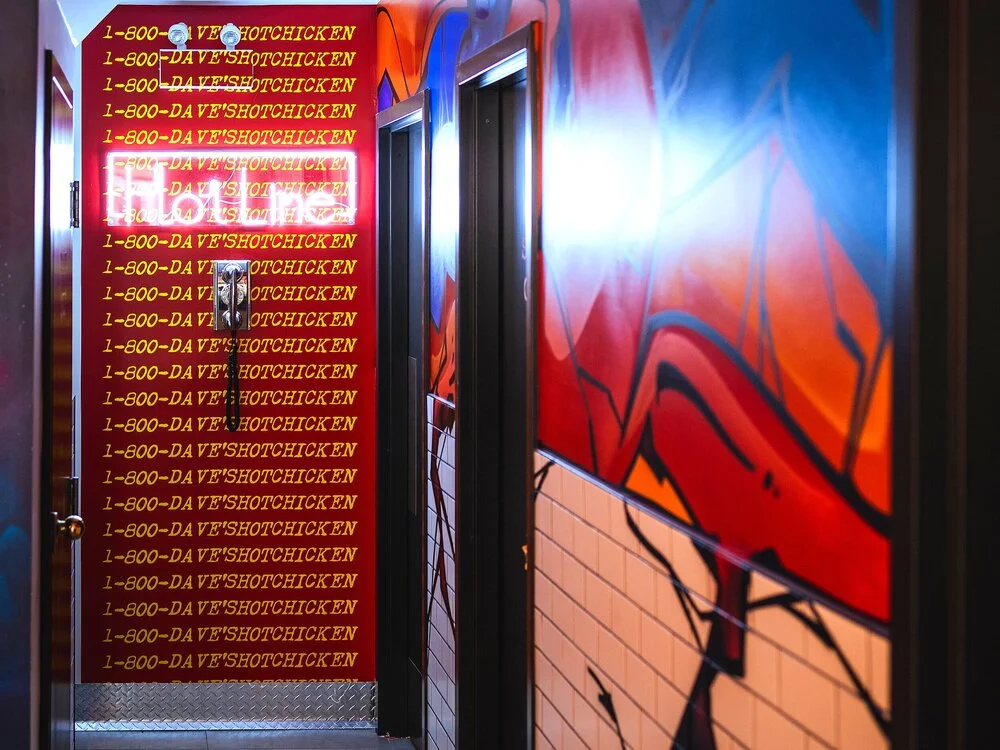 Toronto, Ontario – Queen St.